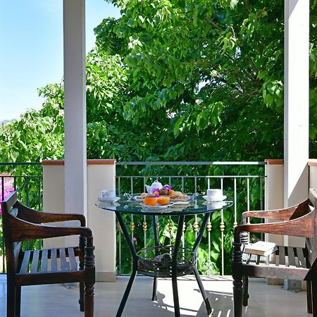Hotel & Apartments Villa Linda จีอาร์ดีนี นักซอส ภายนอก รูปภาพ