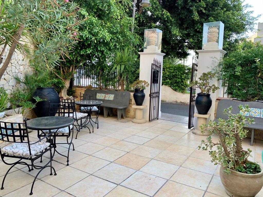 Hotel & Apartments Villa Linda จีอาร์ดีนี นักซอส ภายนอก รูปภาพ