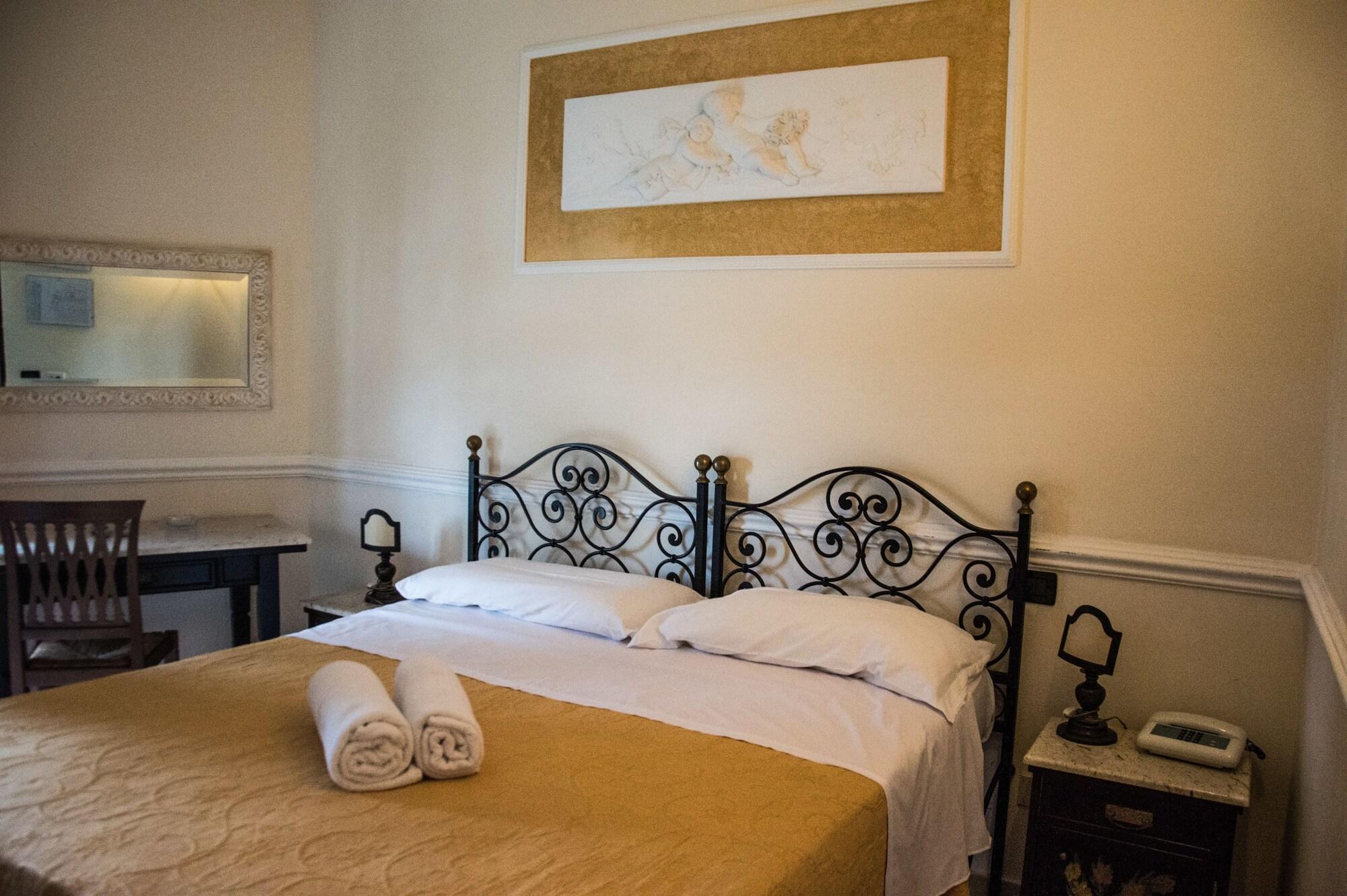Hotel & Apartments Villa Linda จีอาร์ดีนี นักซอส ภายนอก รูปภาพ