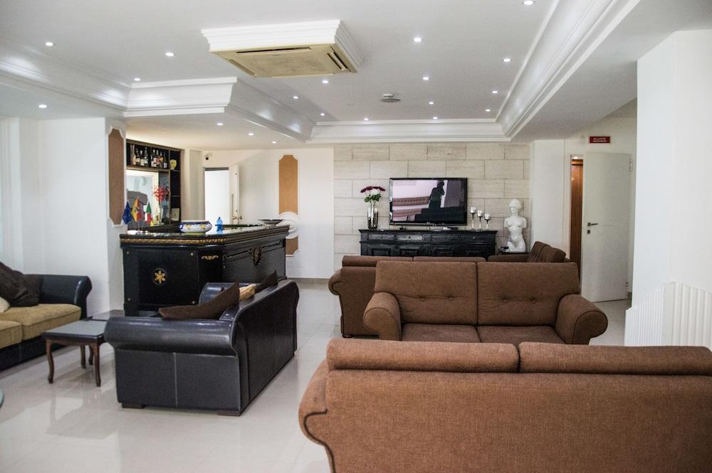 Hotel & Apartments Villa Linda จีอาร์ดีนี นักซอส ภายนอก รูปภาพ