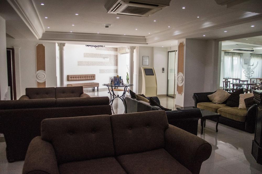 Hotel & Apartments Villa Linda จีอาร์ดีนี นักซอส ภายนอก รูปภาพ