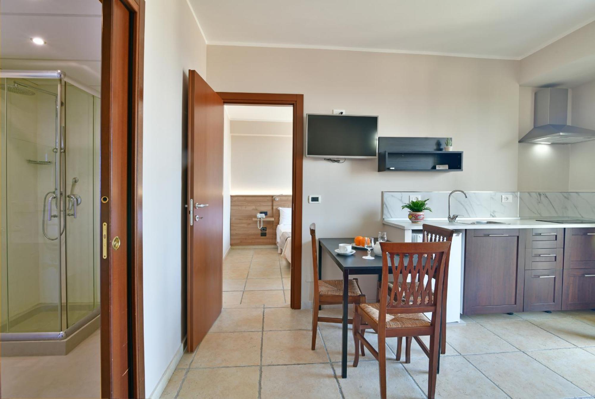 Hotel & Apartments Villa Linda จีอาร์ดีนี นักซอส ภายนอก รูปภาพ