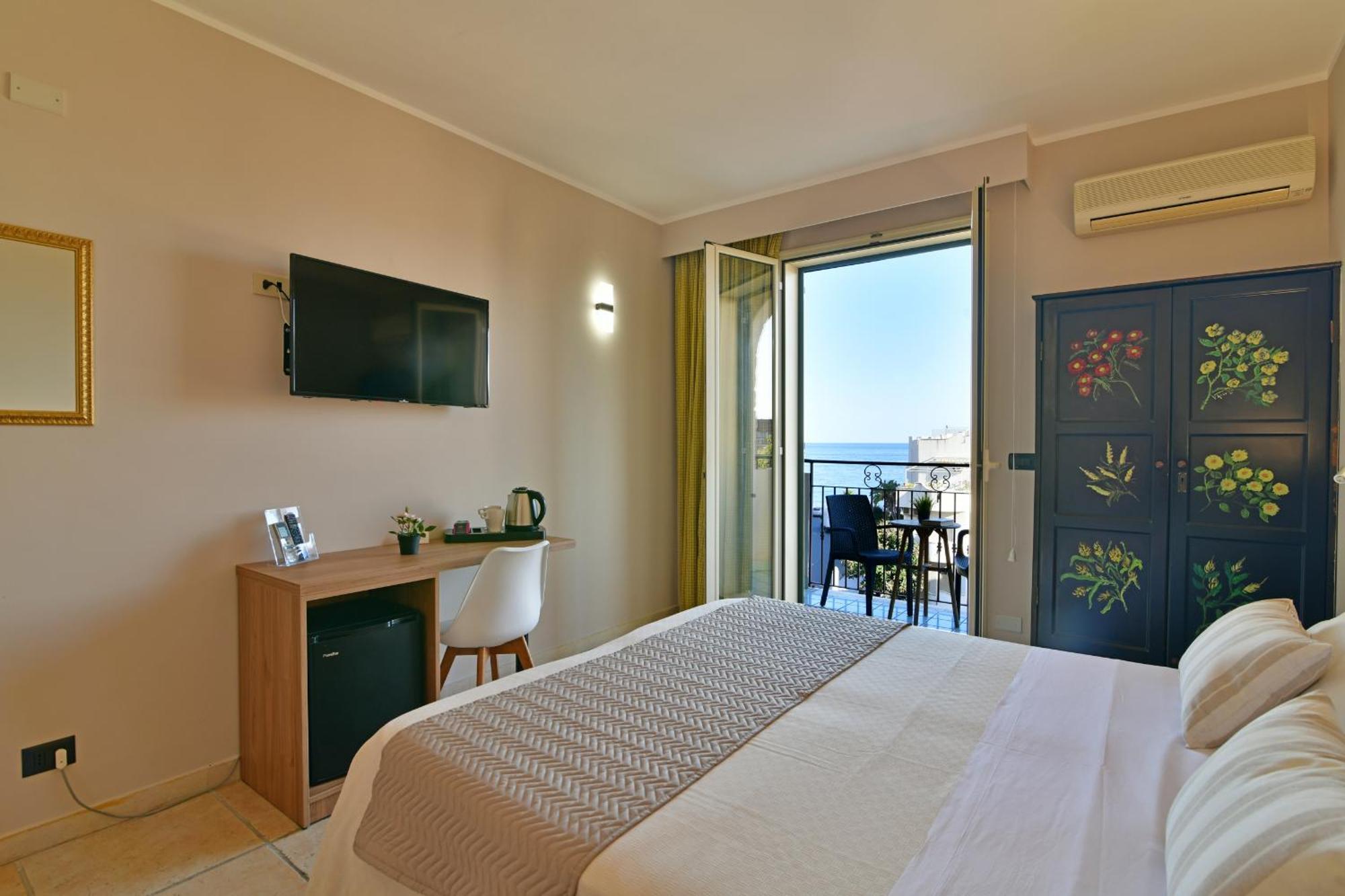 Hotel & Apartments Villa Linda จีอาร์ดีนี นักซอส ภายนอก รูปภาพ