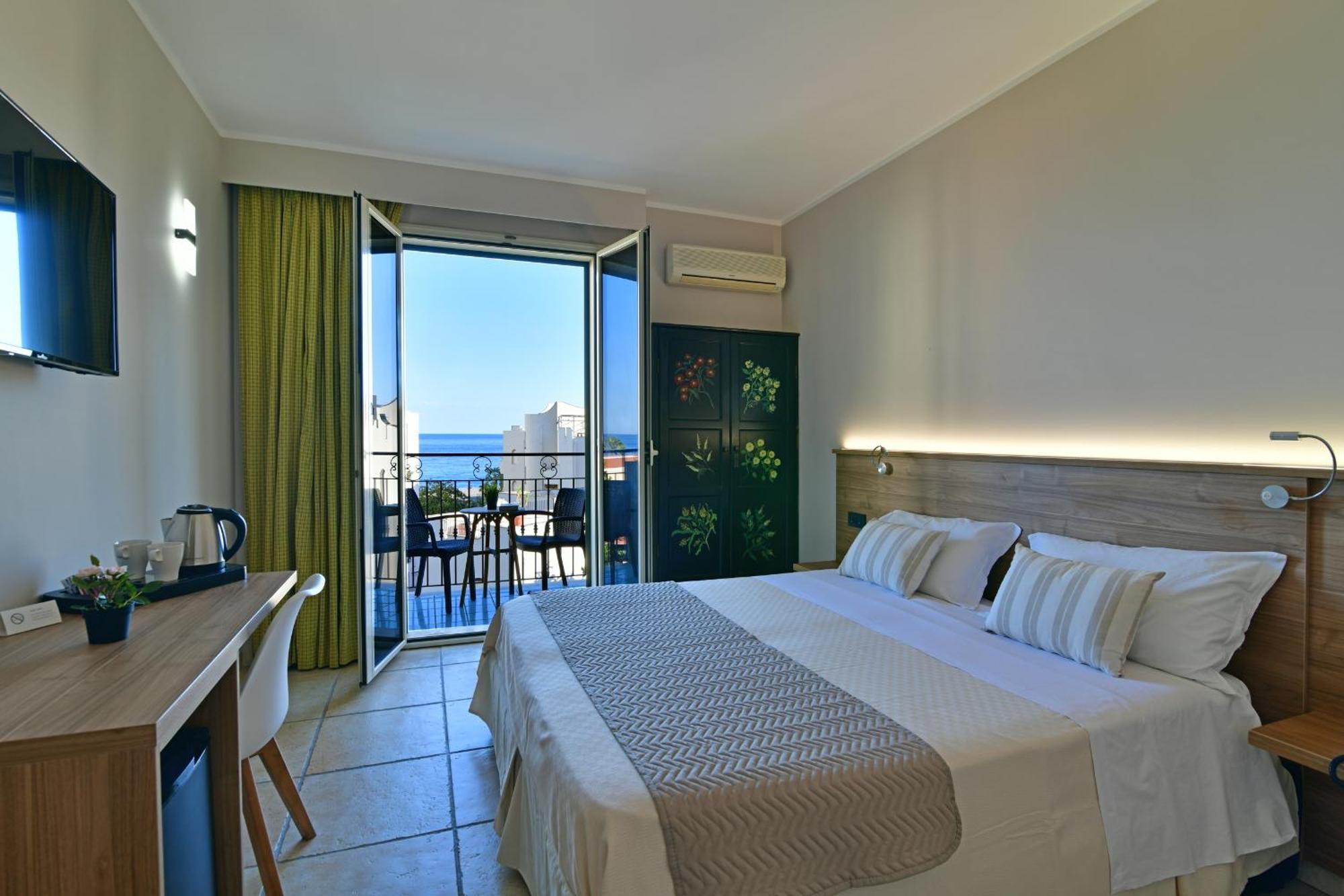Hotel & Apartments Villa Linda จีอาร์ดีนี นักซอส ภายนอก รูปภาพ
